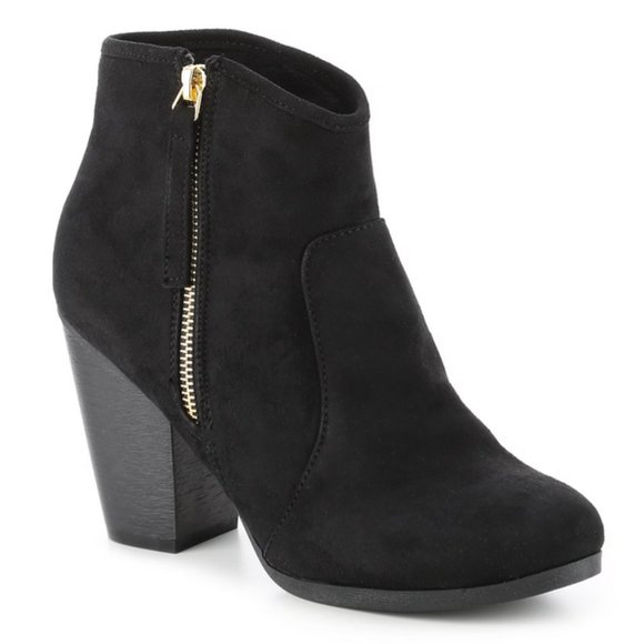 Journee Collection Link Bootie Black - Picture 1 of 7